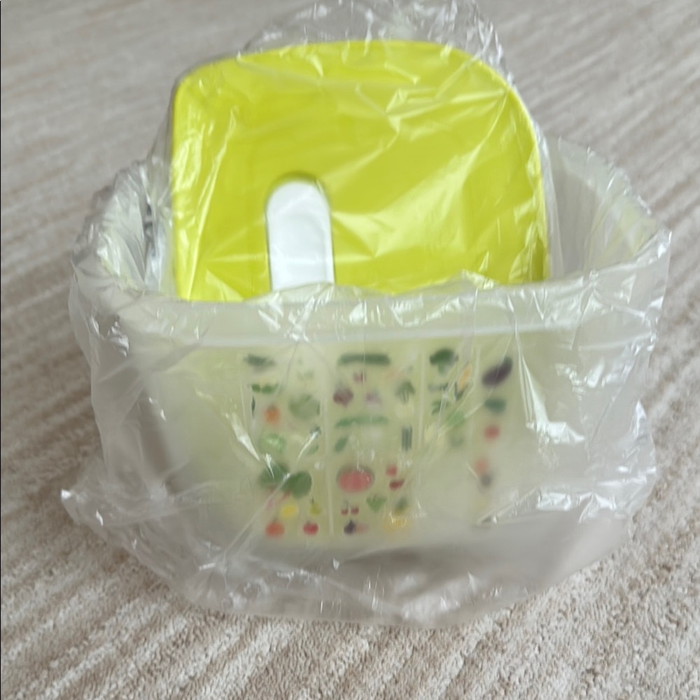 TUPPERWARE Refrigerator 1.8 L Climate King Lime Oasis PrimaKlima A181 NWOT